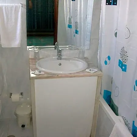 Conforto Latino 2* Абрантиш